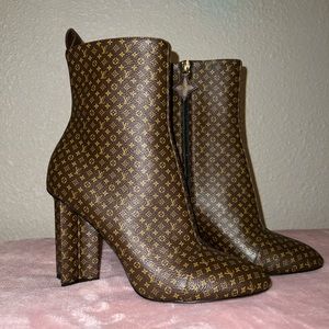 Louis Vuitton ankle boots